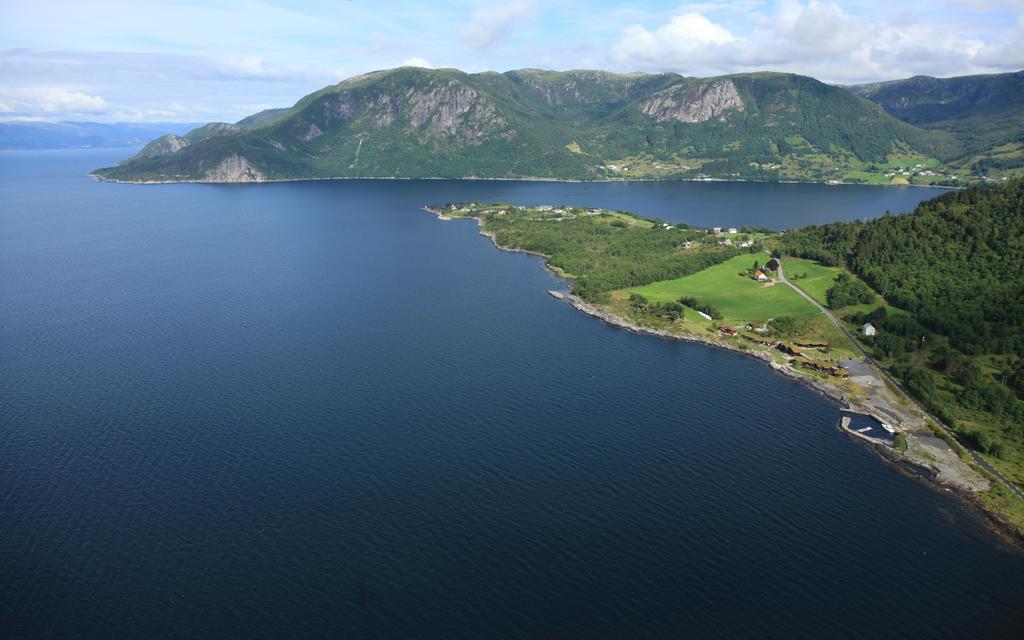 Brekkestranda Fjordhotel Brekke  Εξωτερικό φωτογραφία