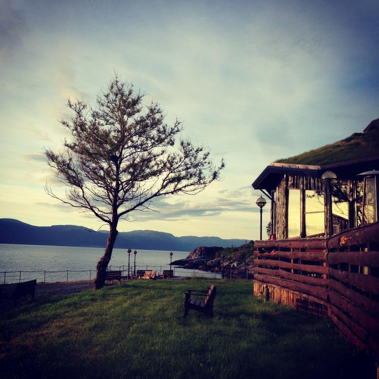 Brekkestranda Fjordhotel Brekke  Εξωτερικό φωτογραφία